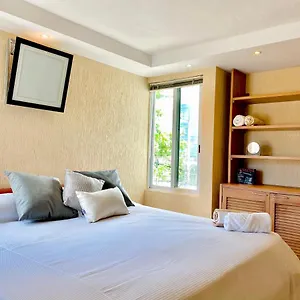 apartamento-clido-y-moderno-en-la-entrada-de-la-zona-hotelera.quintano-roohotels.com/