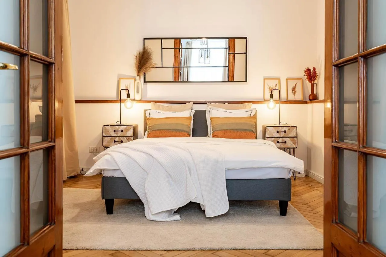 The- Point- 3Br Bright Cloud Daire Bükreş